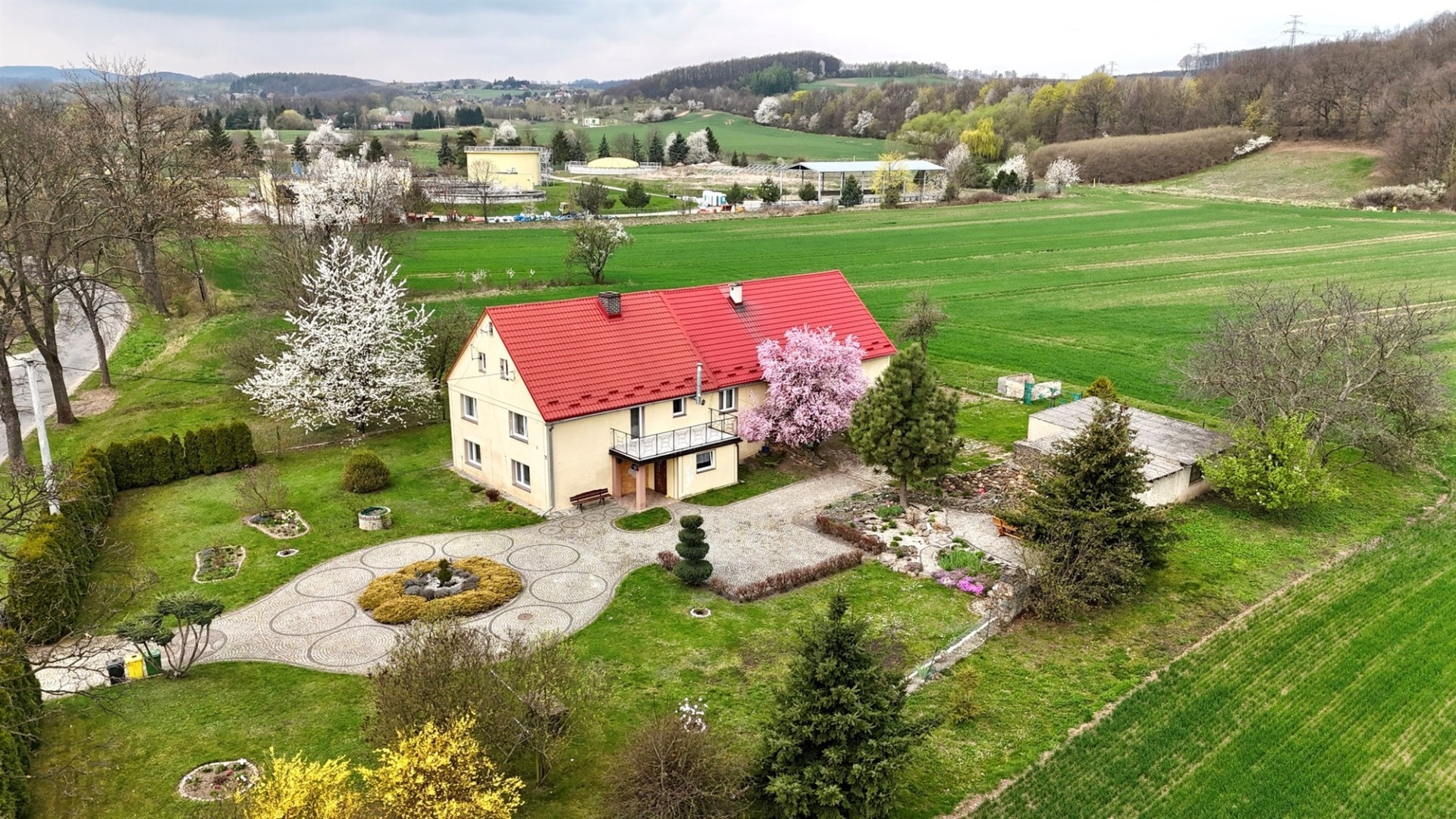 Dom na sprzedaż